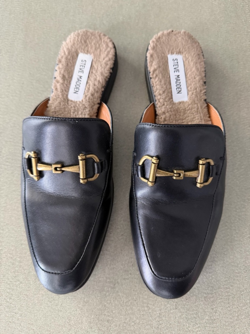 Men’s Steve Madden Black Leather Slip-On Mules with Gold Horsebit Sz 8.5